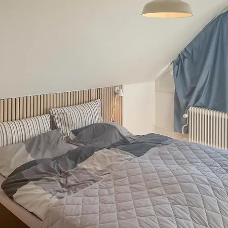 Holiday home Lovely In With Wifi
